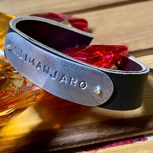 💥#KILIMANJARO brazalete de cuero, unisex,nuevo💥